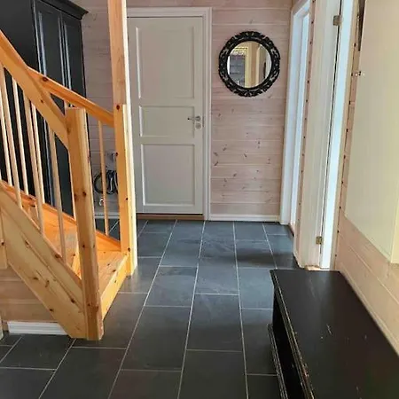 I Myrkdalen Helgatun